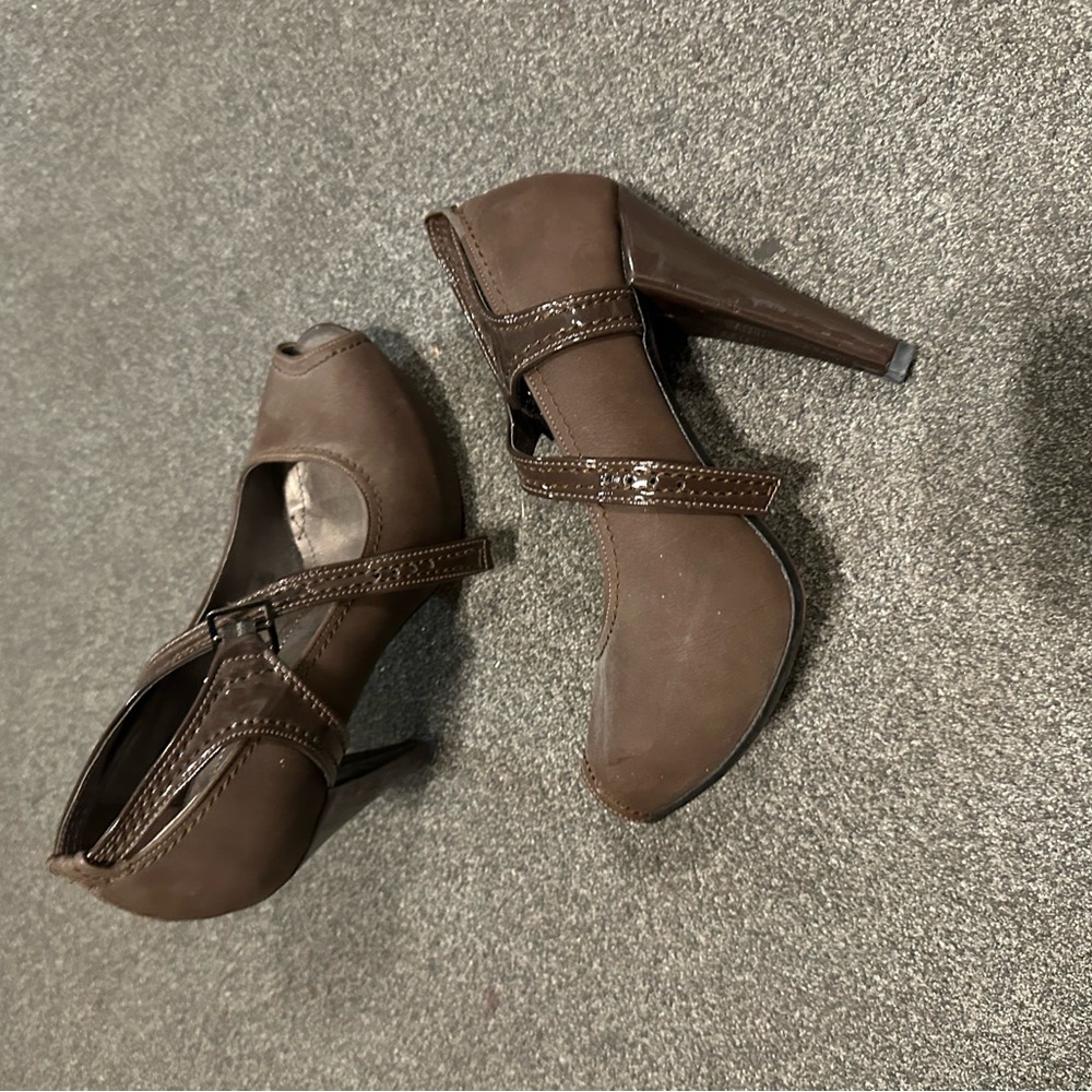 Brown Peep-Toe Heels Size 35